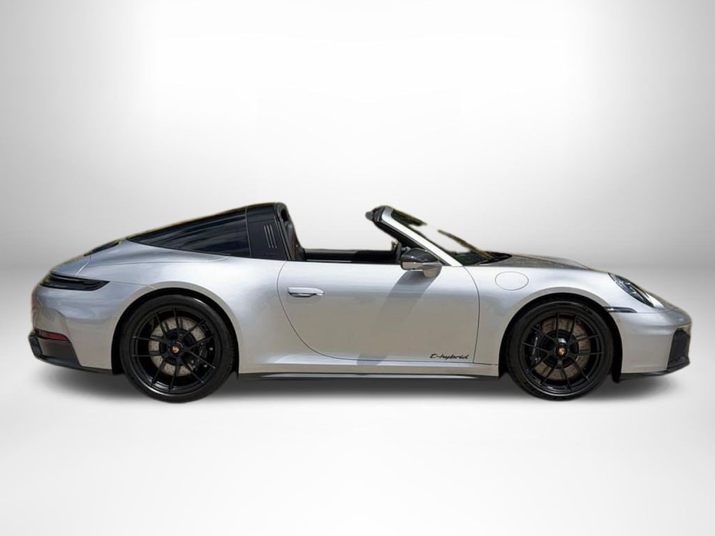 Used 2026 Porsche 911 4 GTS 2dr Car