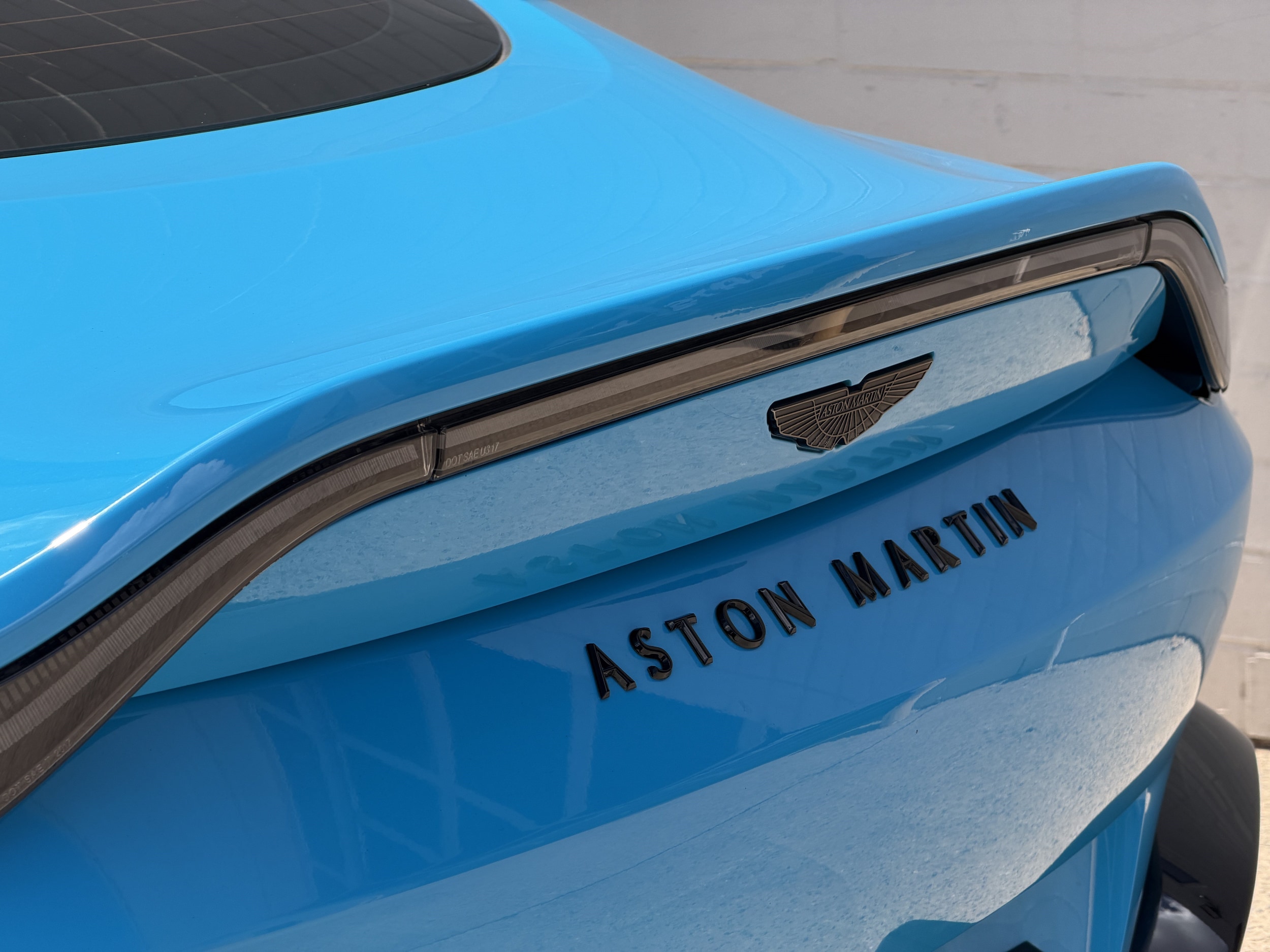 Aston Martin Vantage
