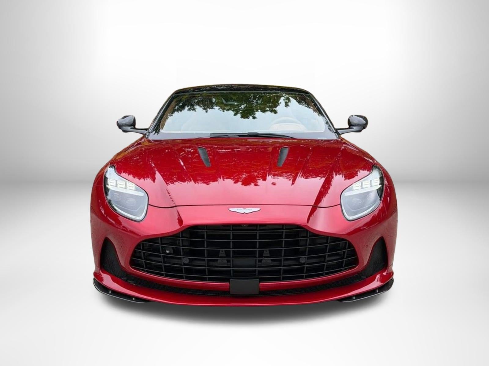 Aston Martin DB12