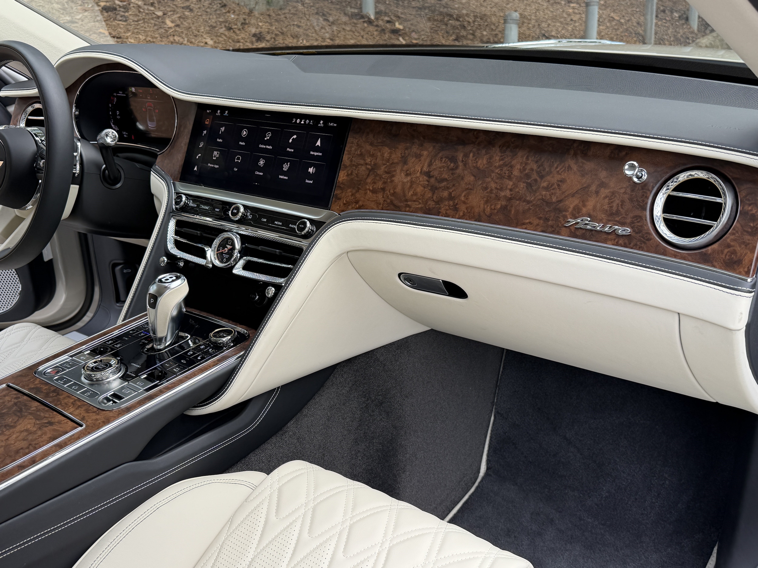 2026 Bentley Flying Spur V8
