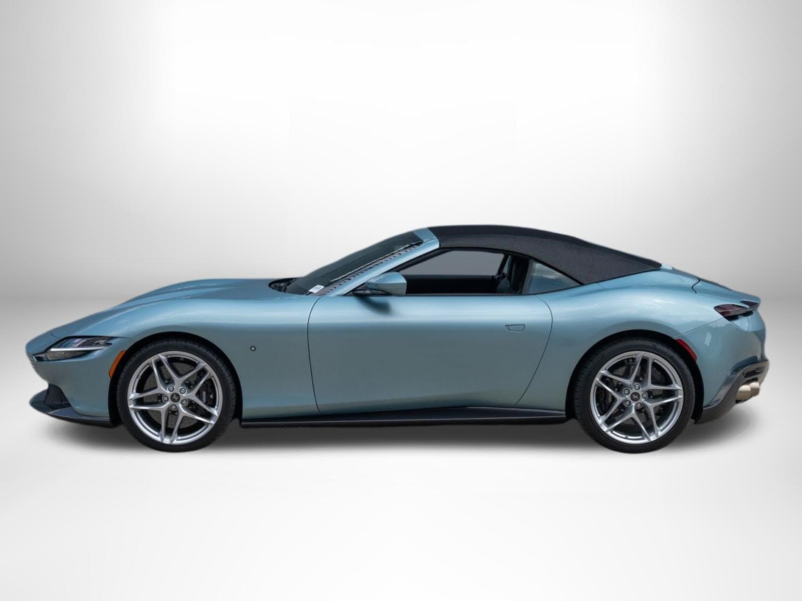Ferrari Roma Spider