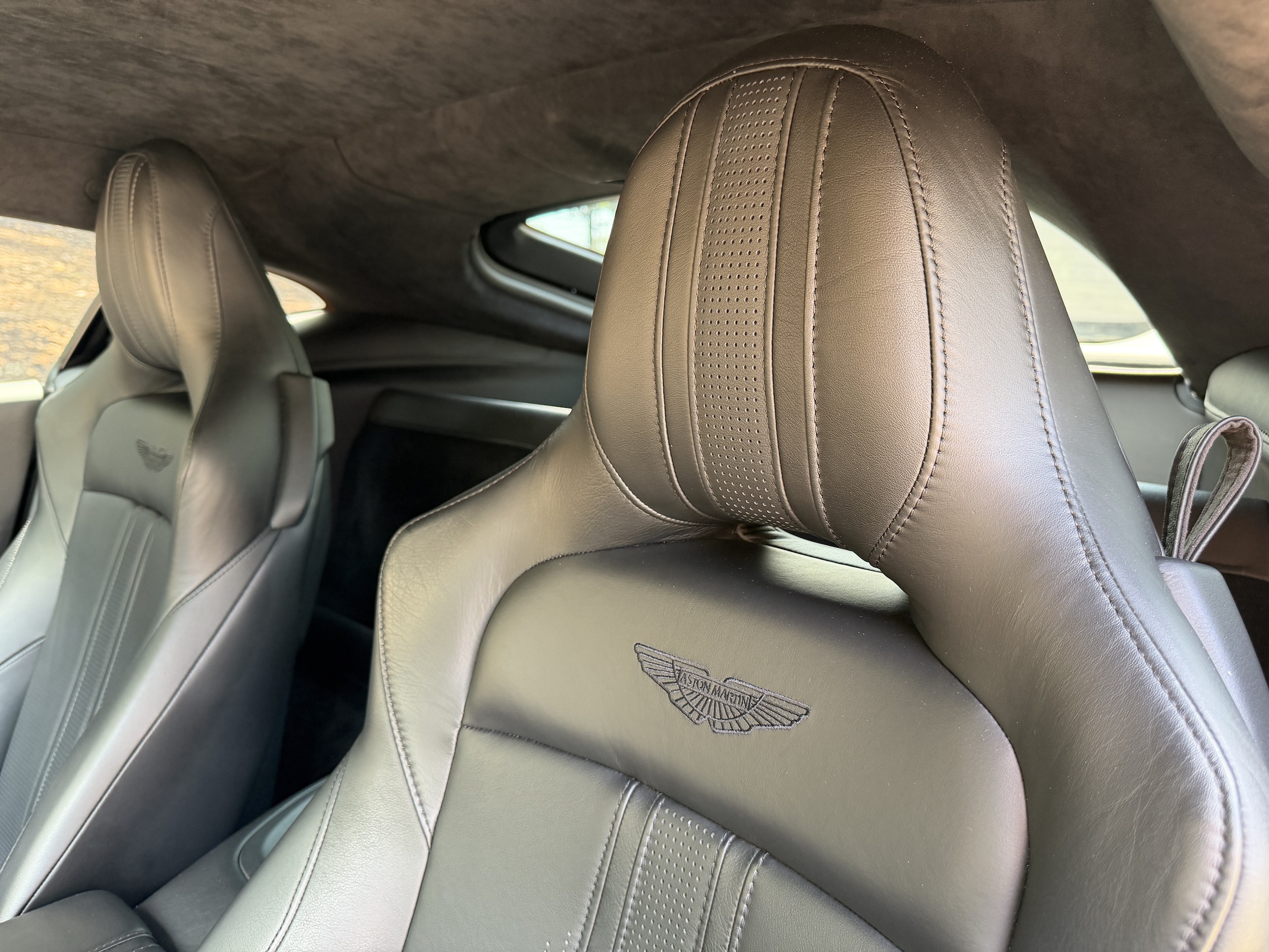 2020 Aston Martin Vantage