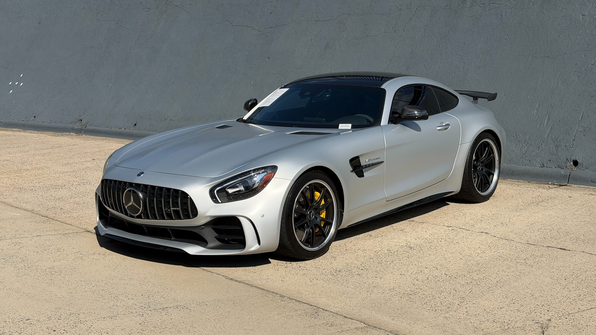 Mercedes-Benz AMG GT R