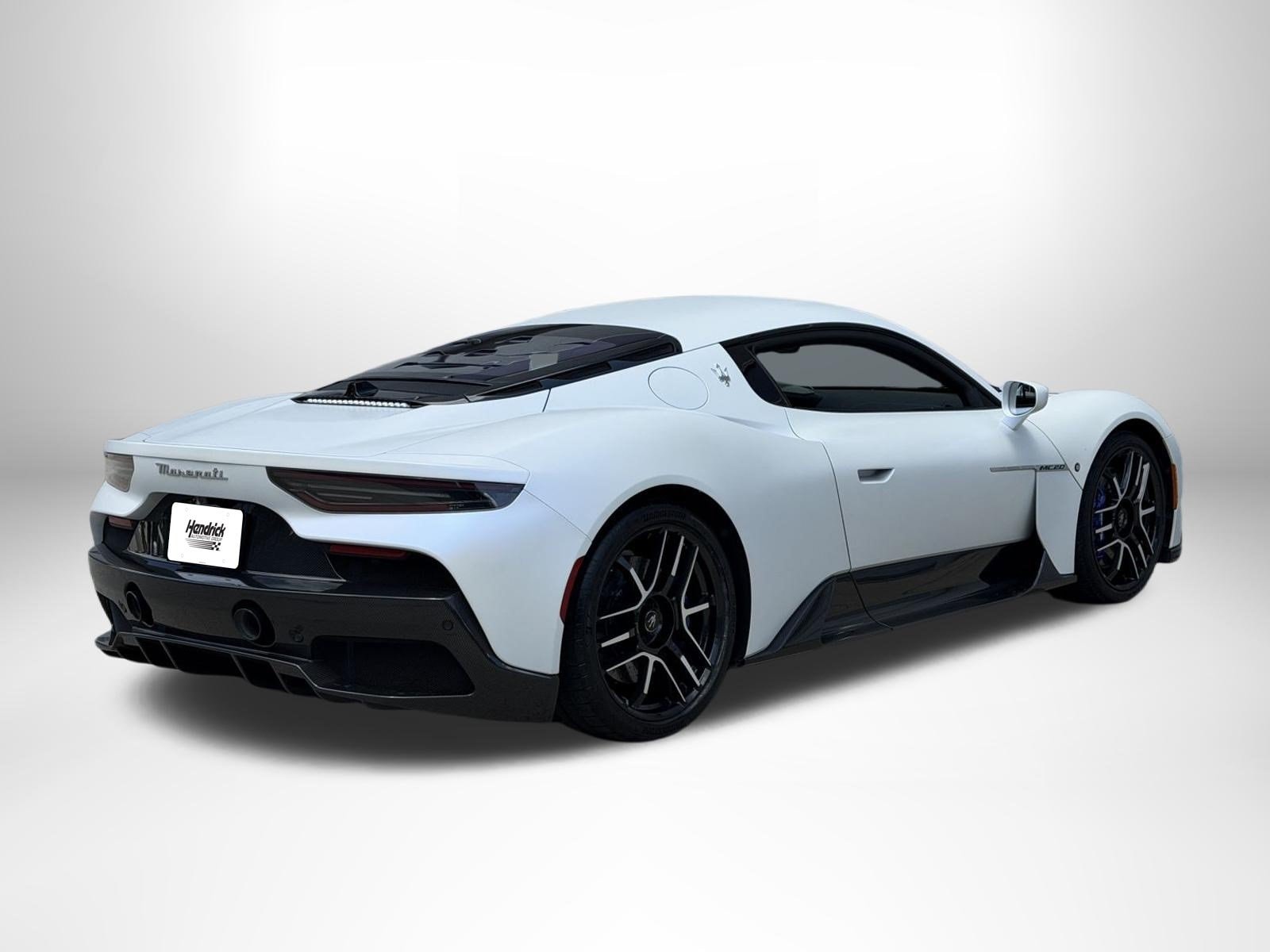 Maserati MC20