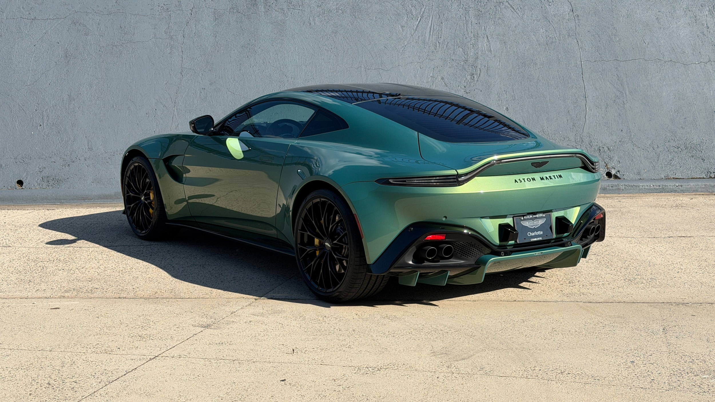 Aston Martin Vantage Coupe