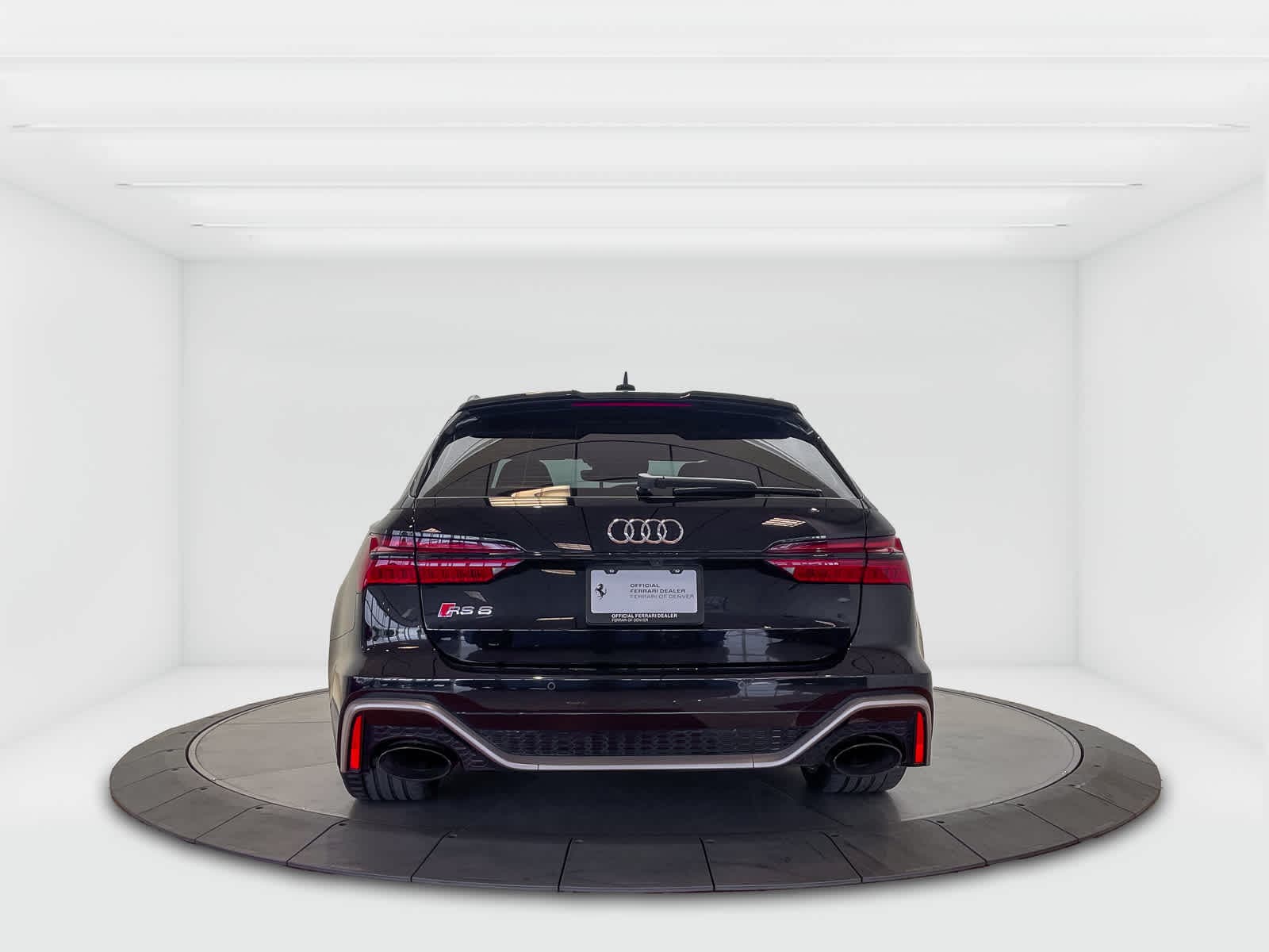 Thumbnail: 2024 Audi RS 6 - 3