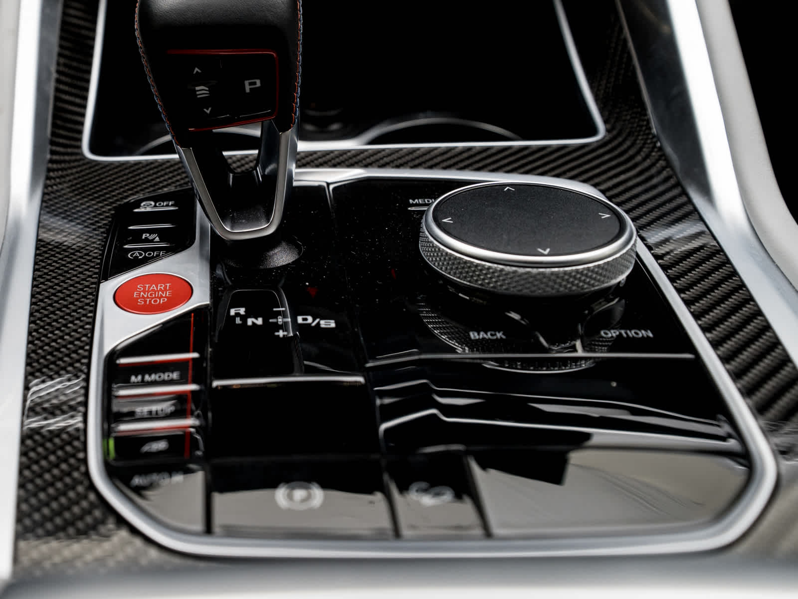 Thumbnail: 2024 BMW X6 - 21