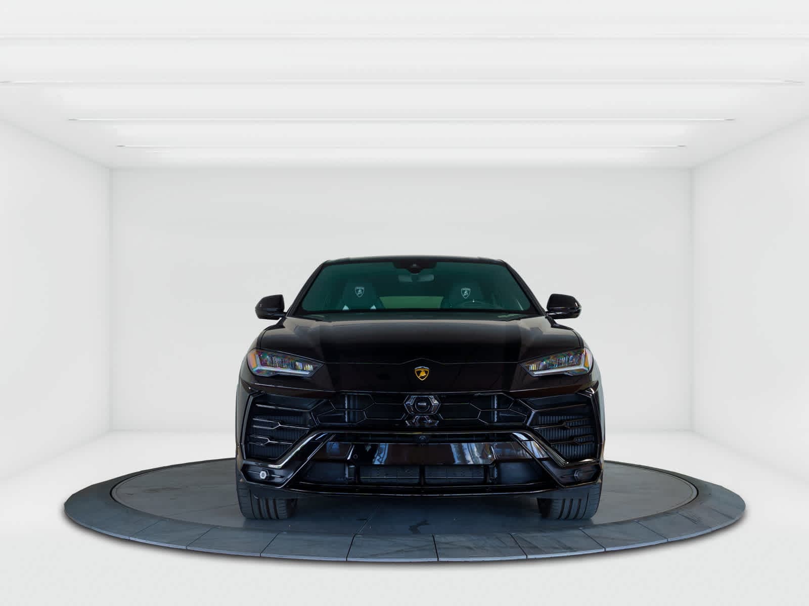 Thumbnail: 2022 Lamborghini Urus - 8