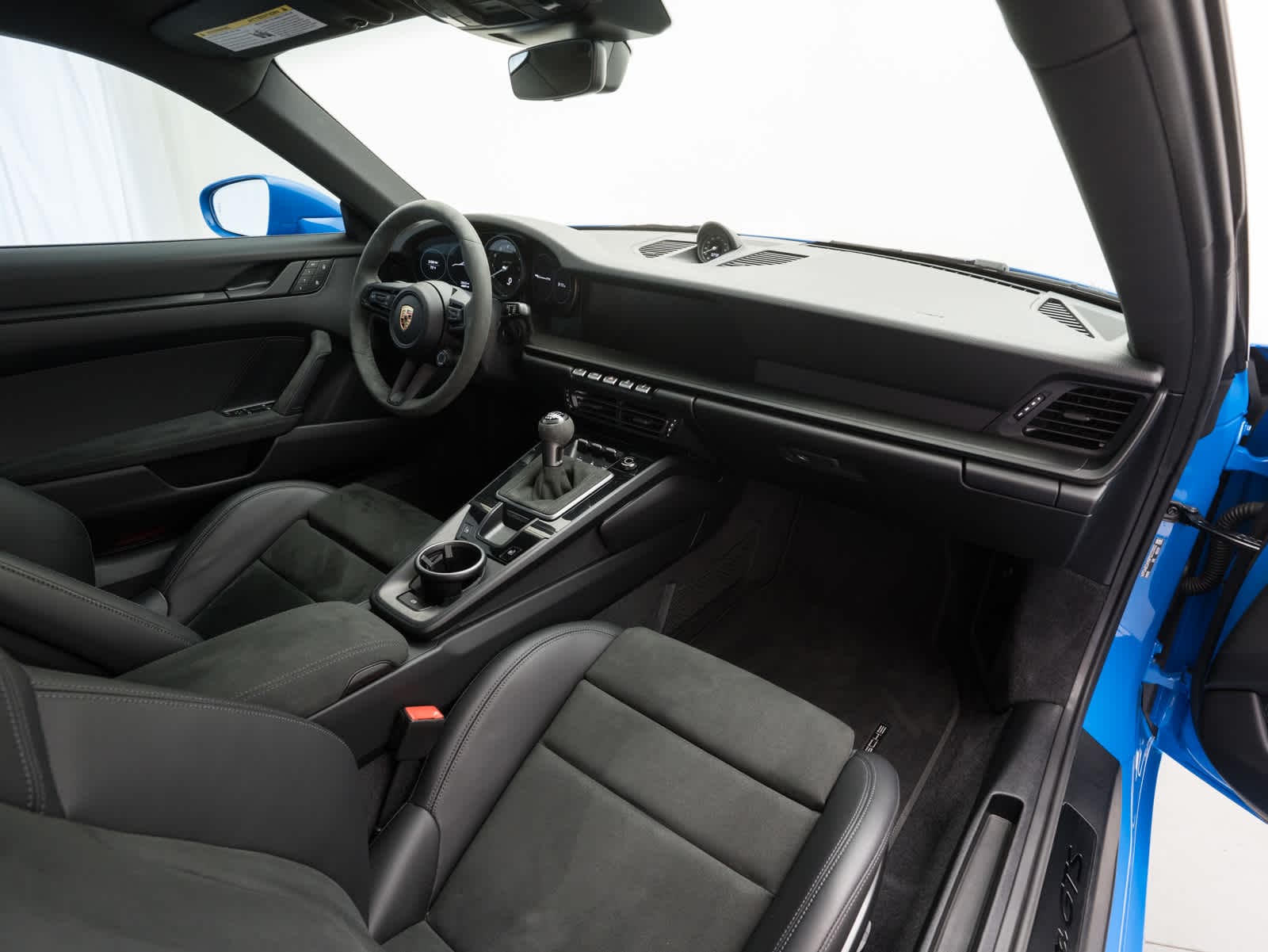 Thumbnail: 2023 Porsche 911 - 14
