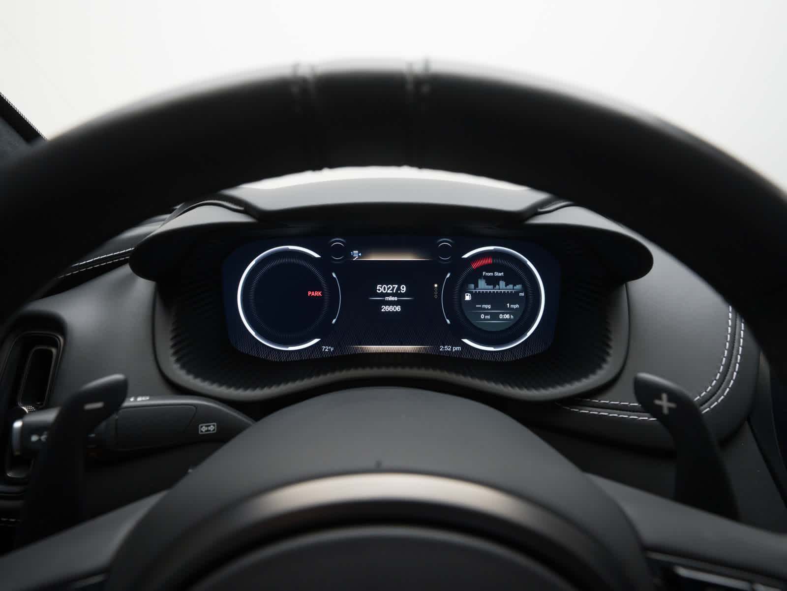Thumbnail: 2021 Aston Martin DBX - 10