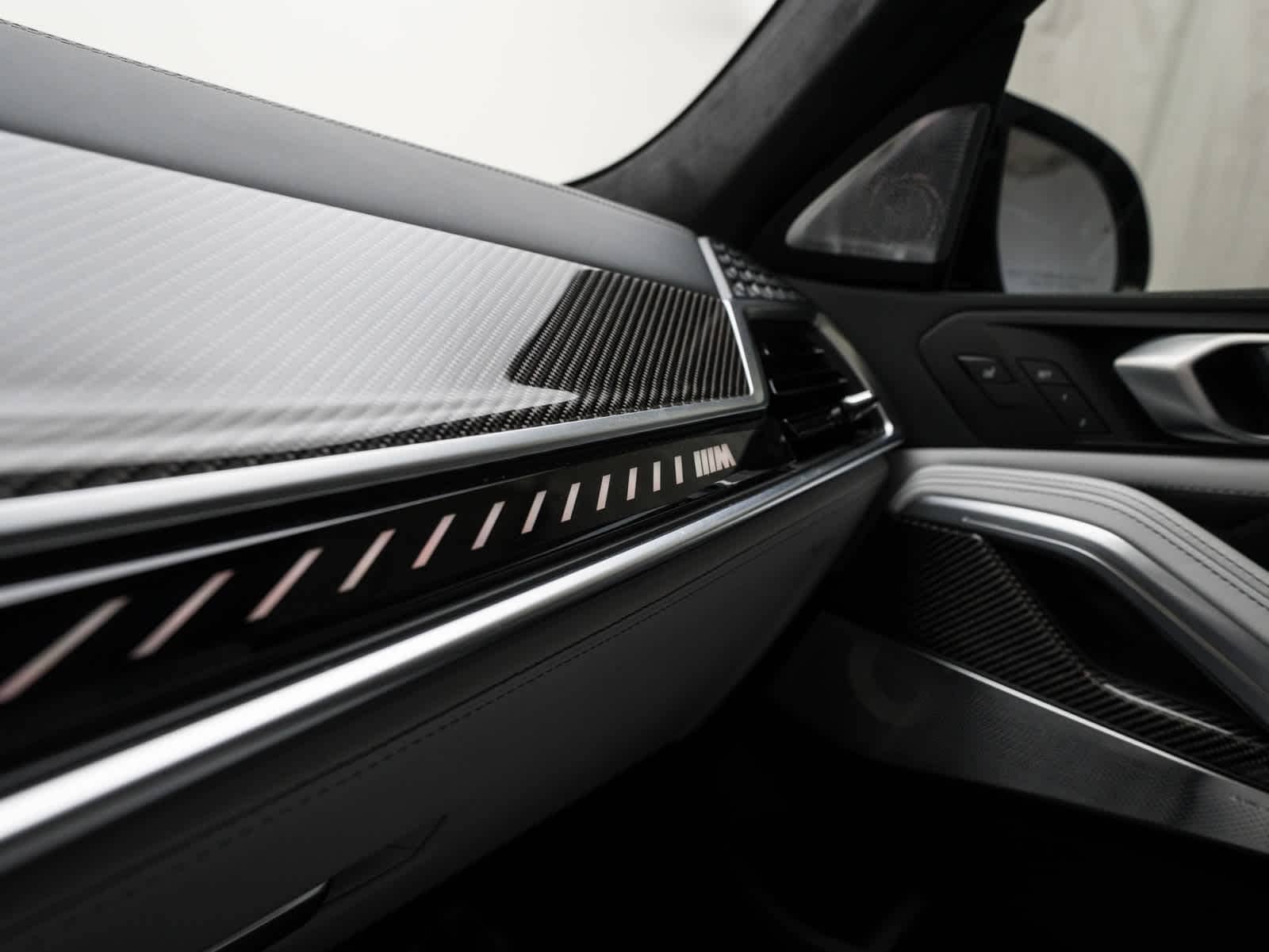 Thumbnail: 2024 BMW X6 - 30