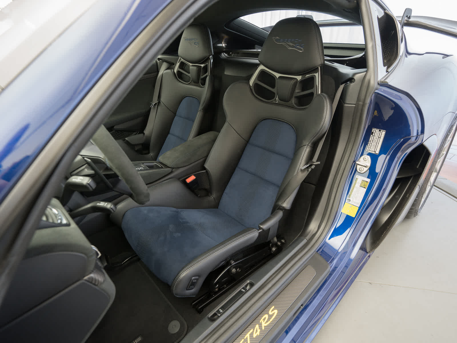 2023 Porsche 718 Cayman GT4 RS 15