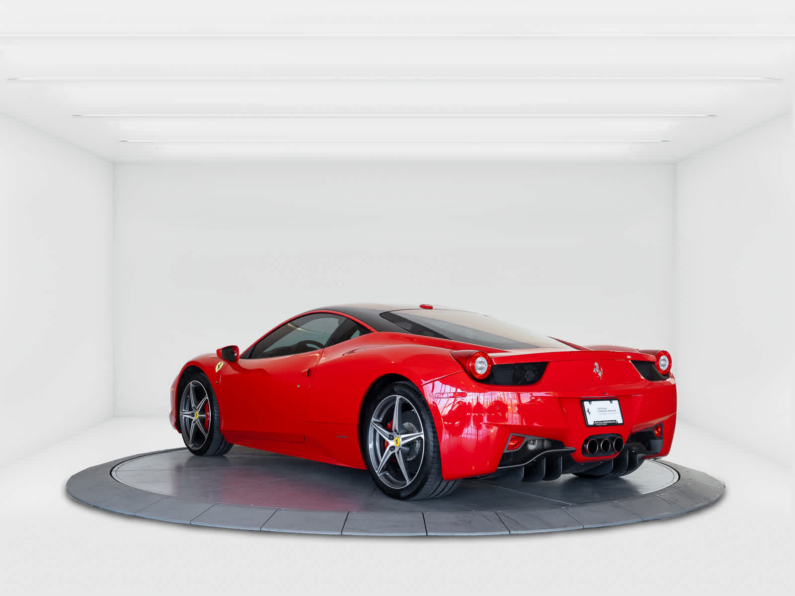 2012 Ferrari 458 Italia Base photo 3