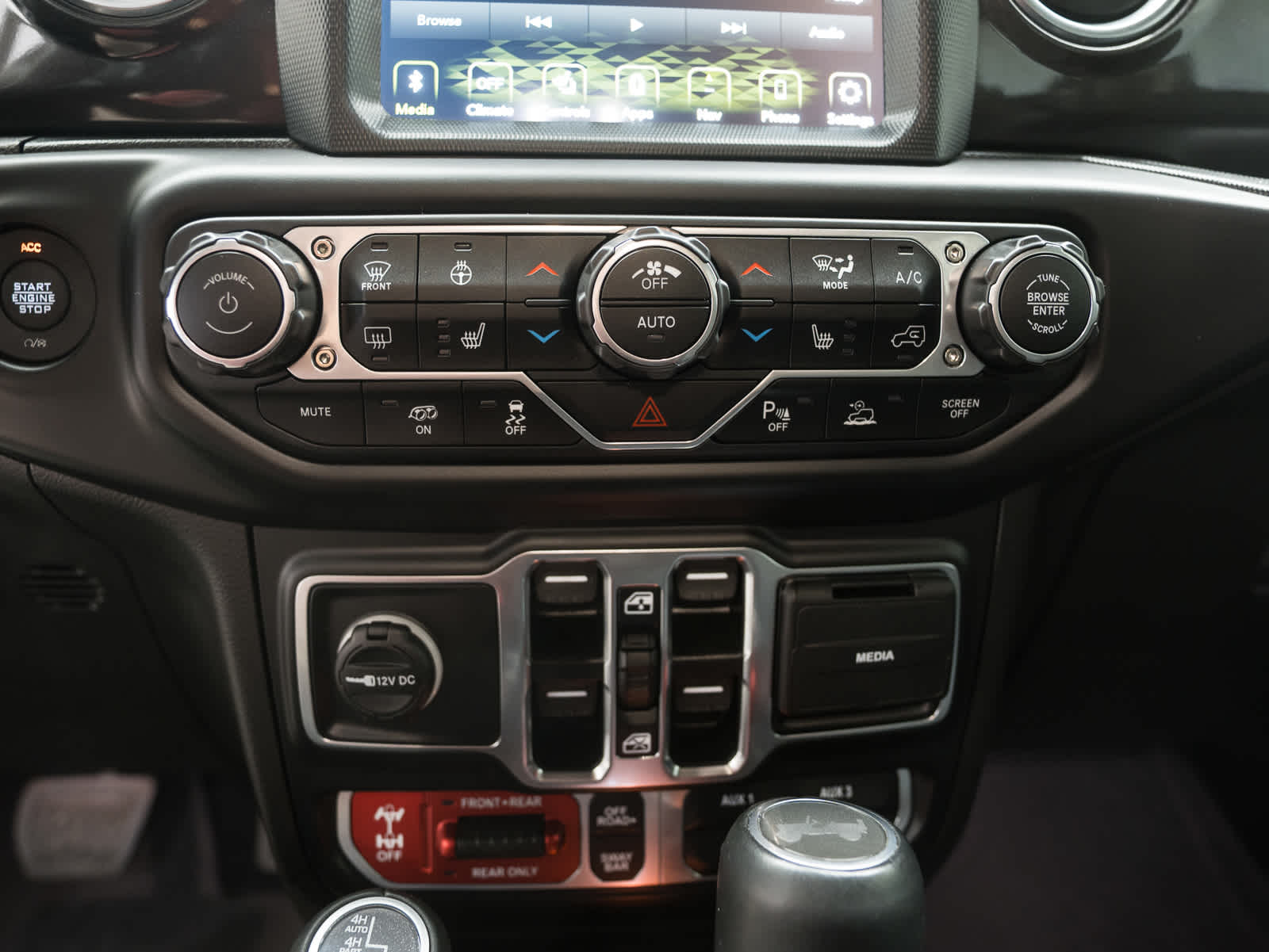 Thumbnail: 2022 Jeep Wrangler - 27
