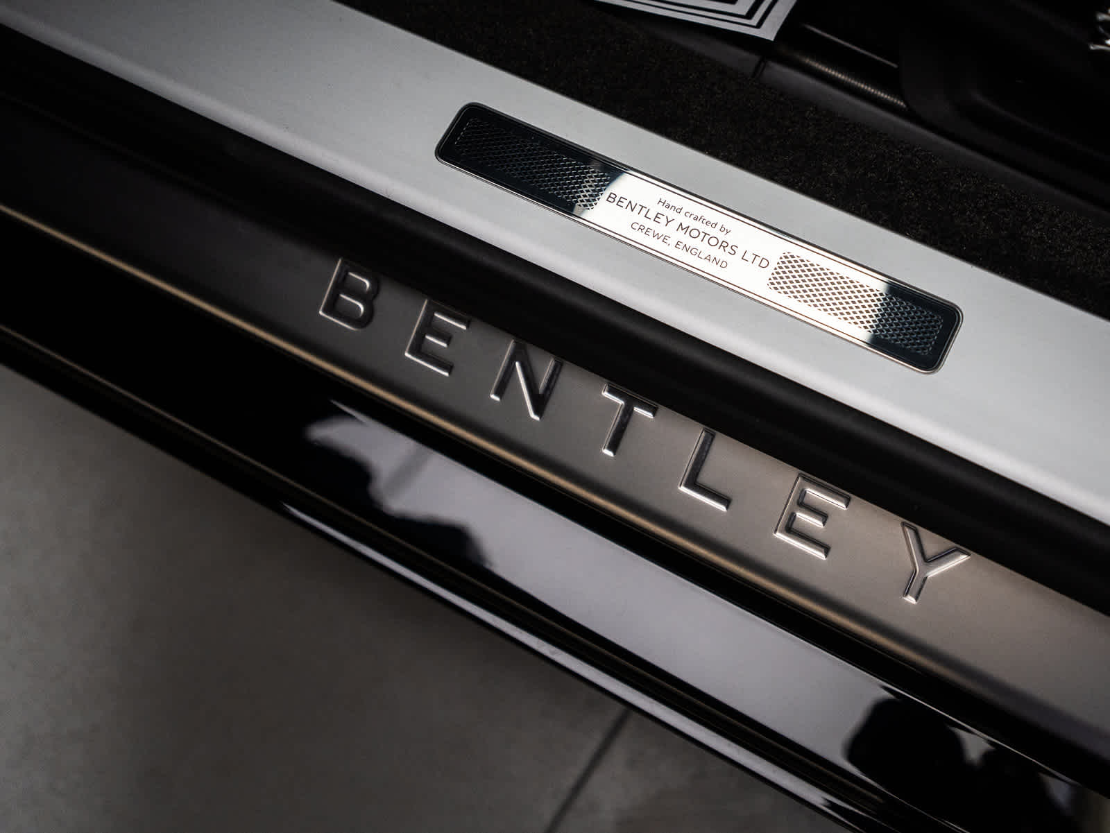 Thumbnail: 2022 Bentley Continental - 29
