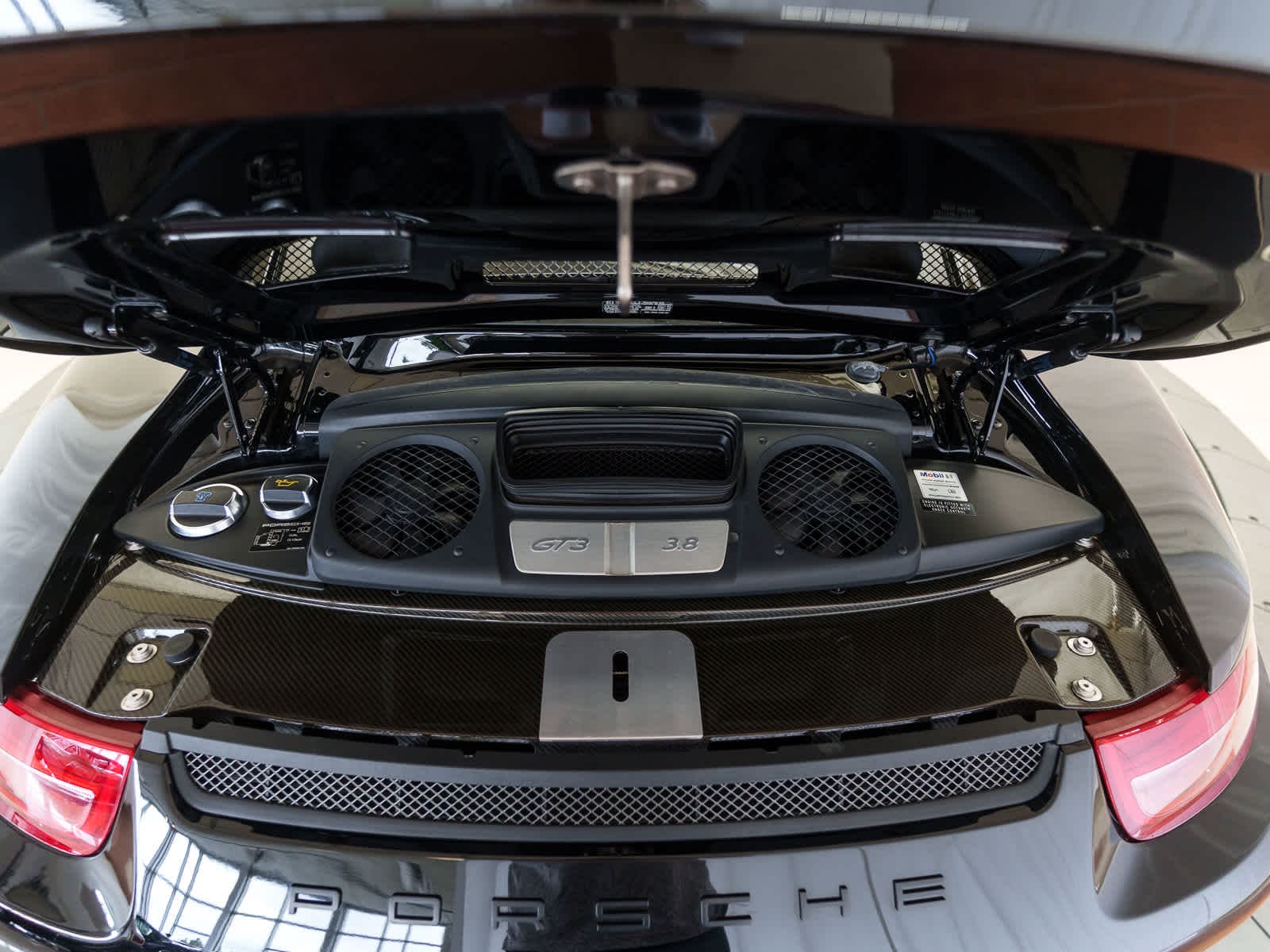 Thumbnail: 2014 Porsche 911 - 26
