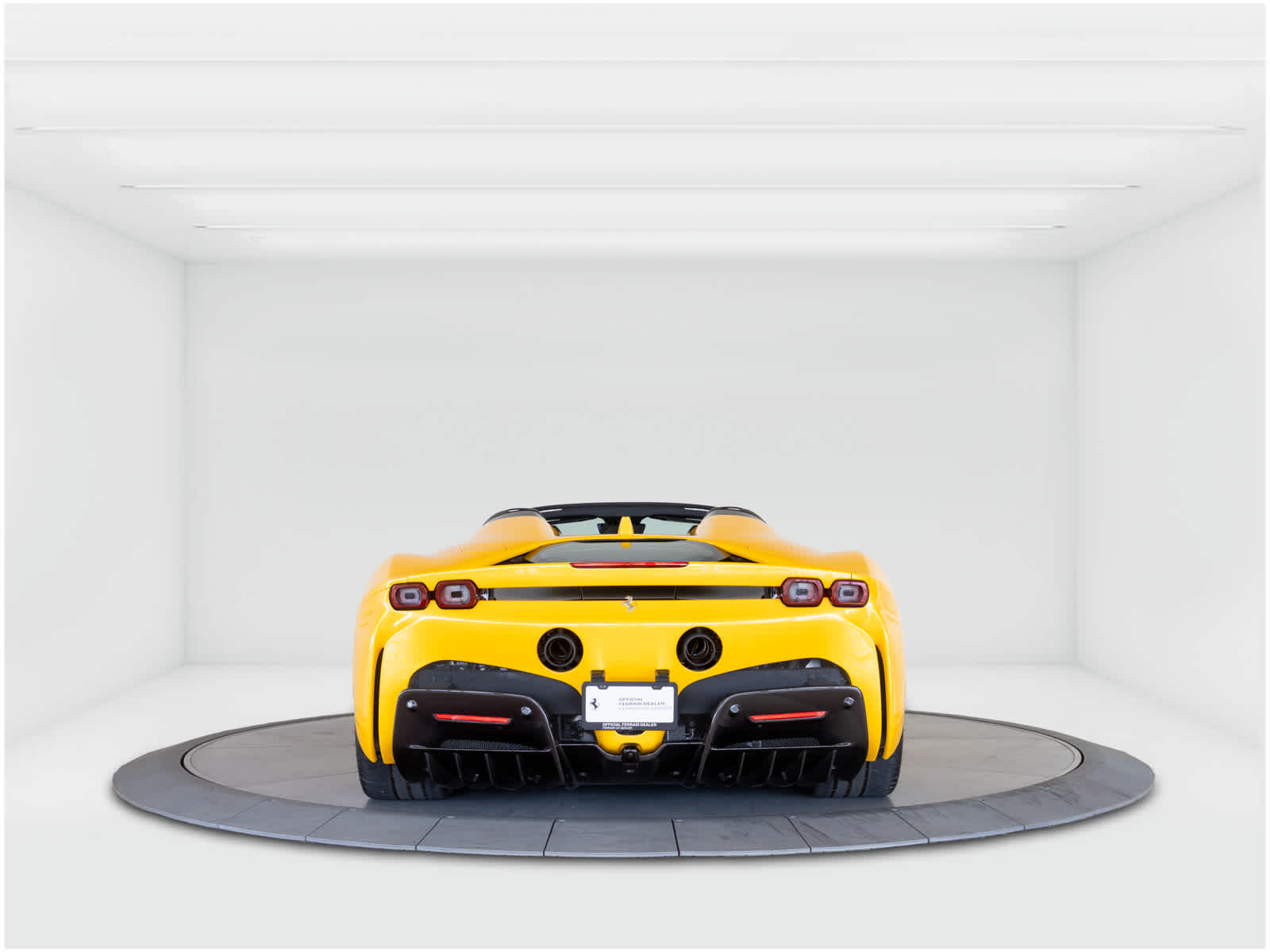 2022 Ferrari SF90 Spider photo 4