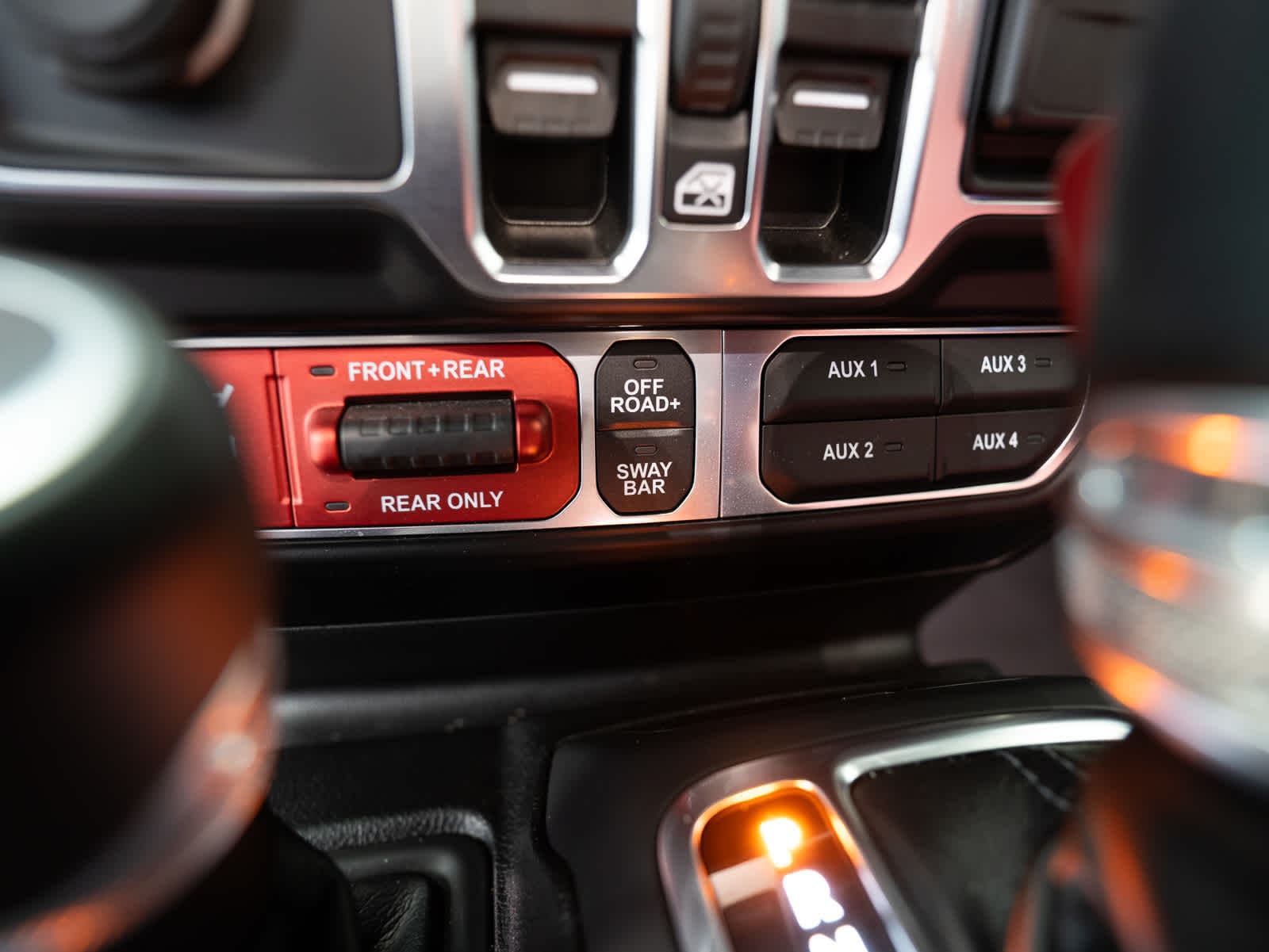 Thumbnail: 2024 Jeep Wrangler - 30