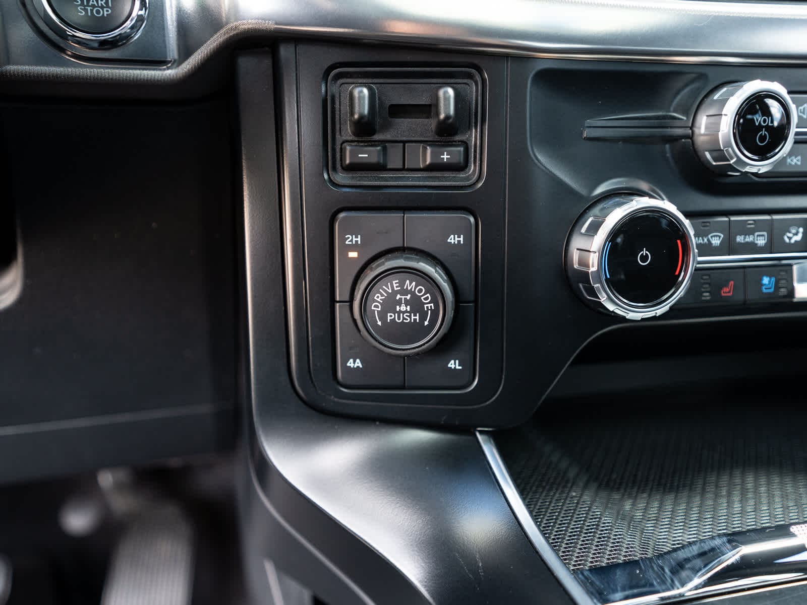 Thumbnail: 2023 Ford F-150 - 24