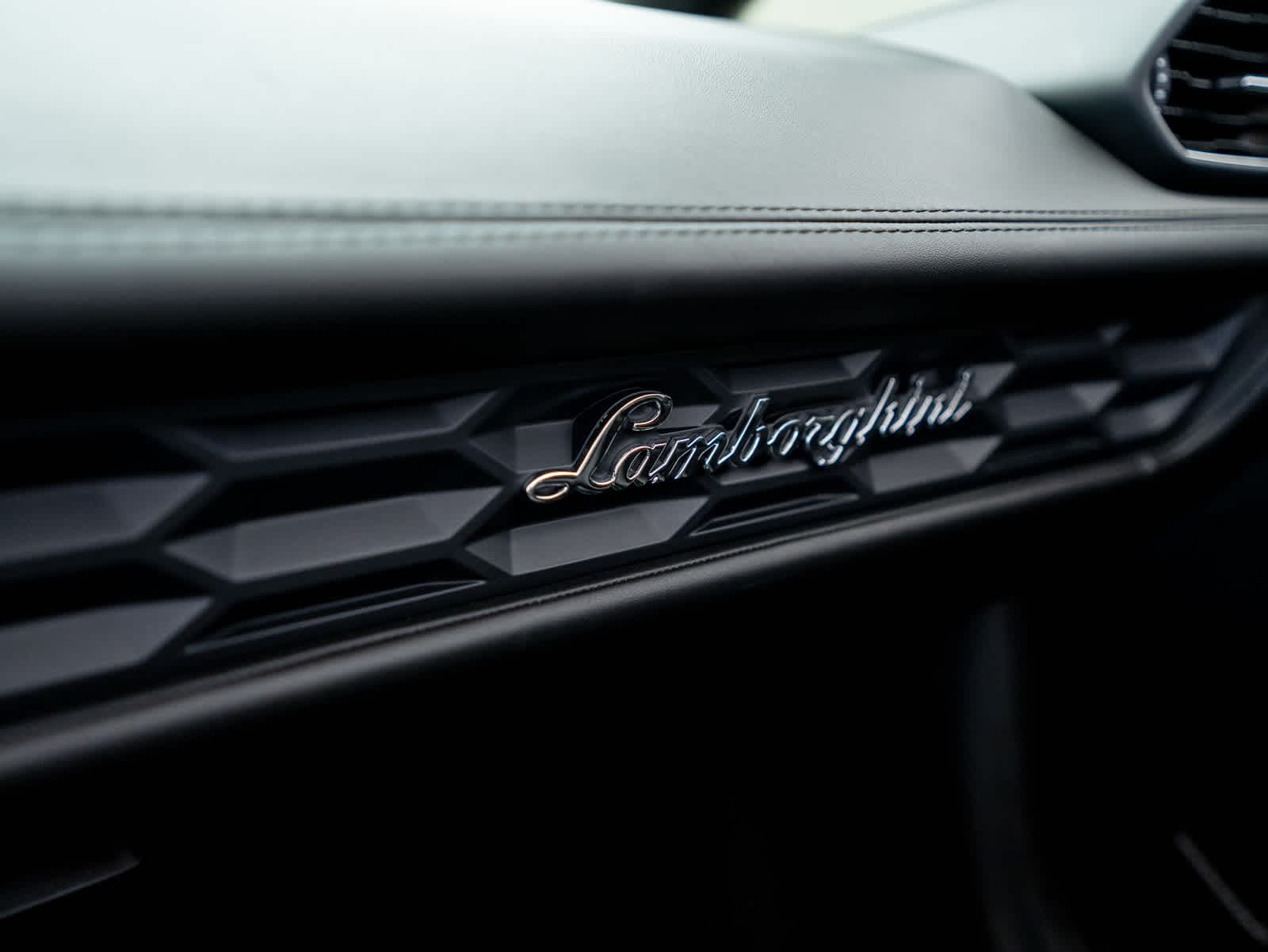 Thumbnail: 2017 Lamborghini Huracan - 28
