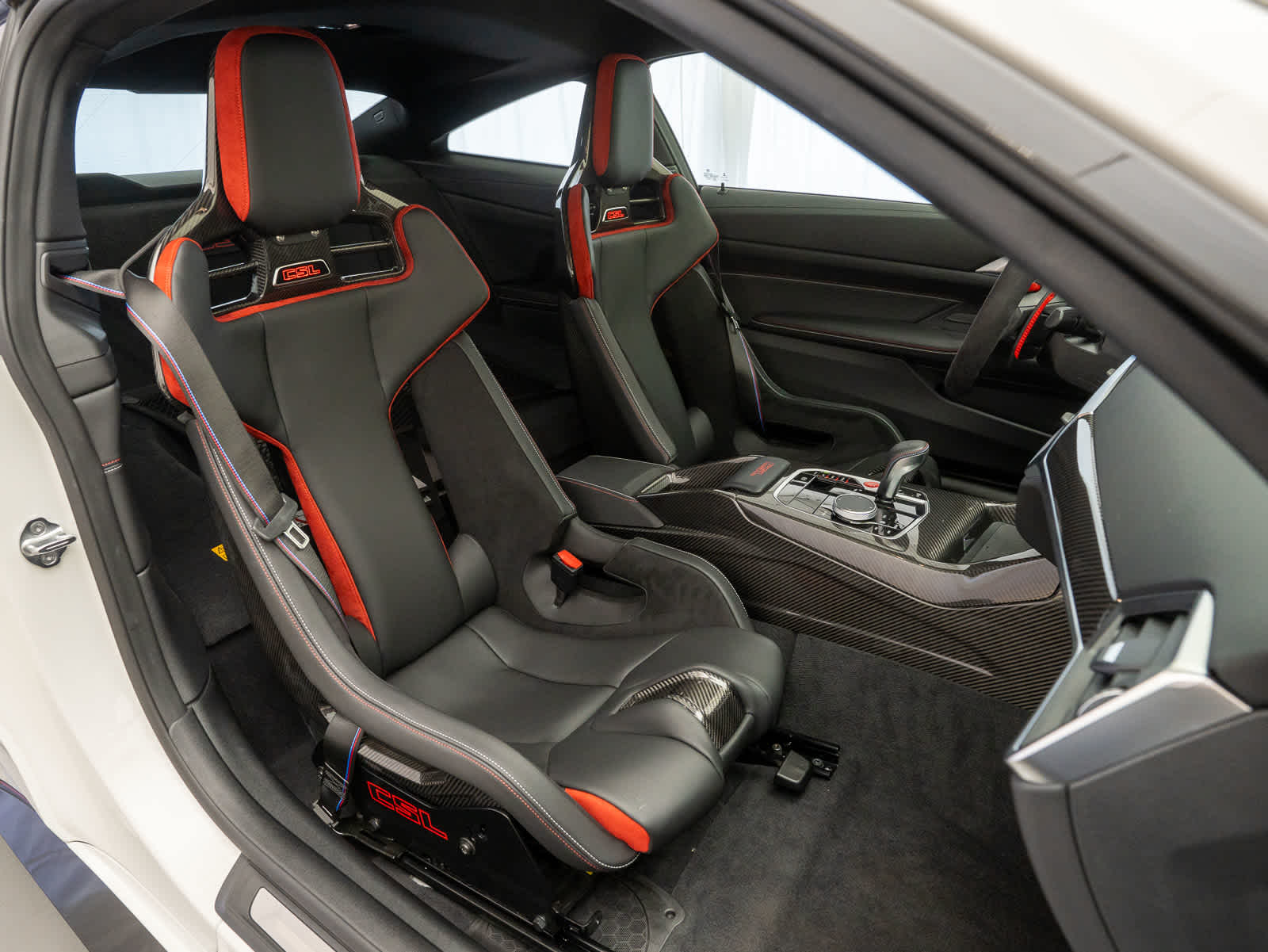 Thumbnail: 2023 BMW M4 - 14