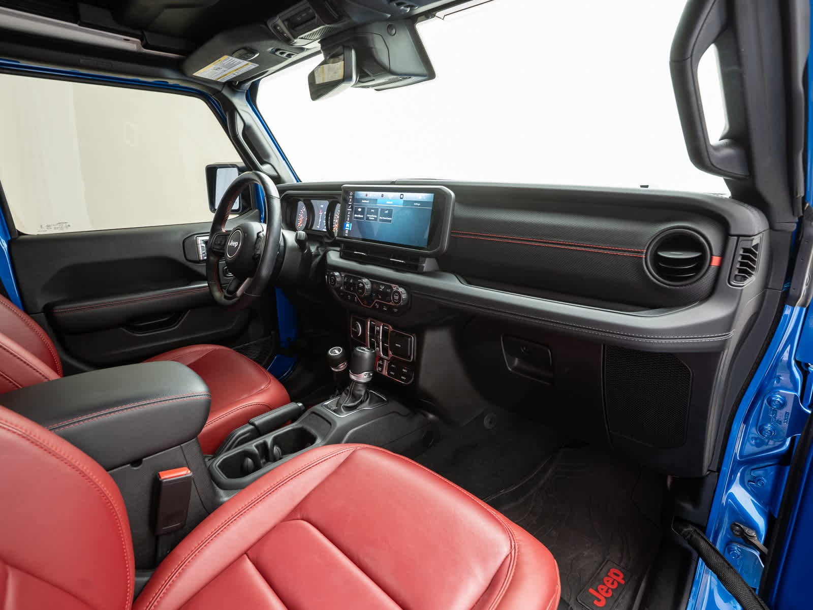 Thumbnail: 2024 Jeep Wrangler - 15