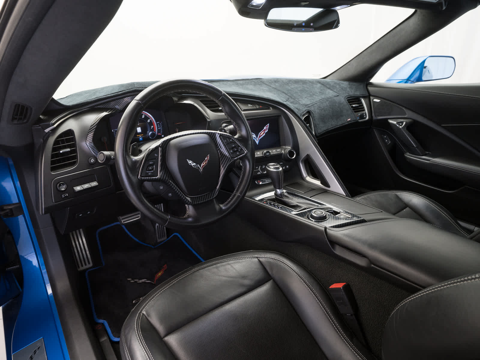 Thumbnail: 2015 Chevrolet Corvette - 12