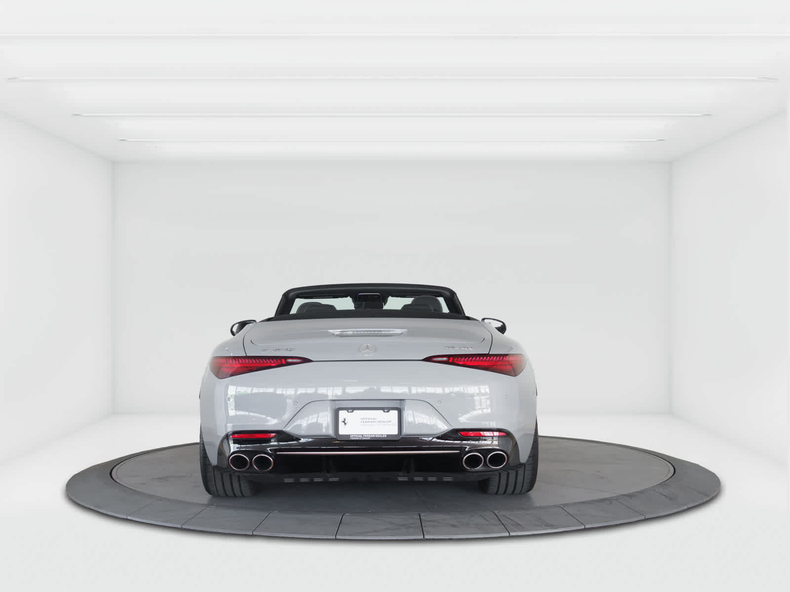 2023 Mercedes Benz SL AMG 43 photo 4