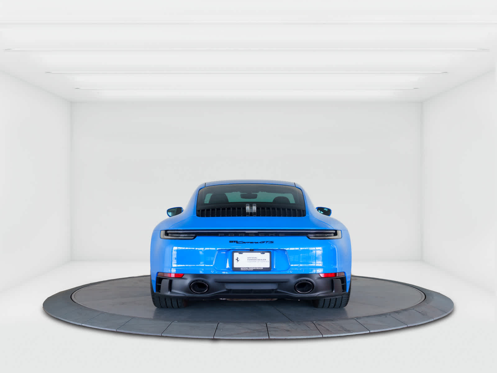 2023 Porsche 911 GTS Coupe photo 4