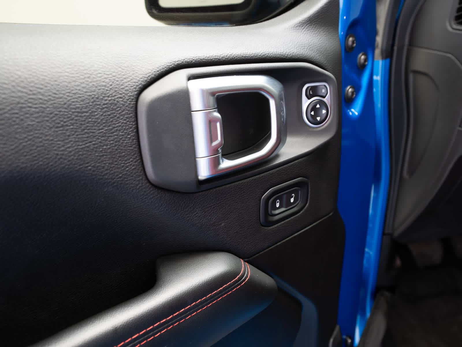 Thumbnail: 2024 Jeep Wrangler - 18