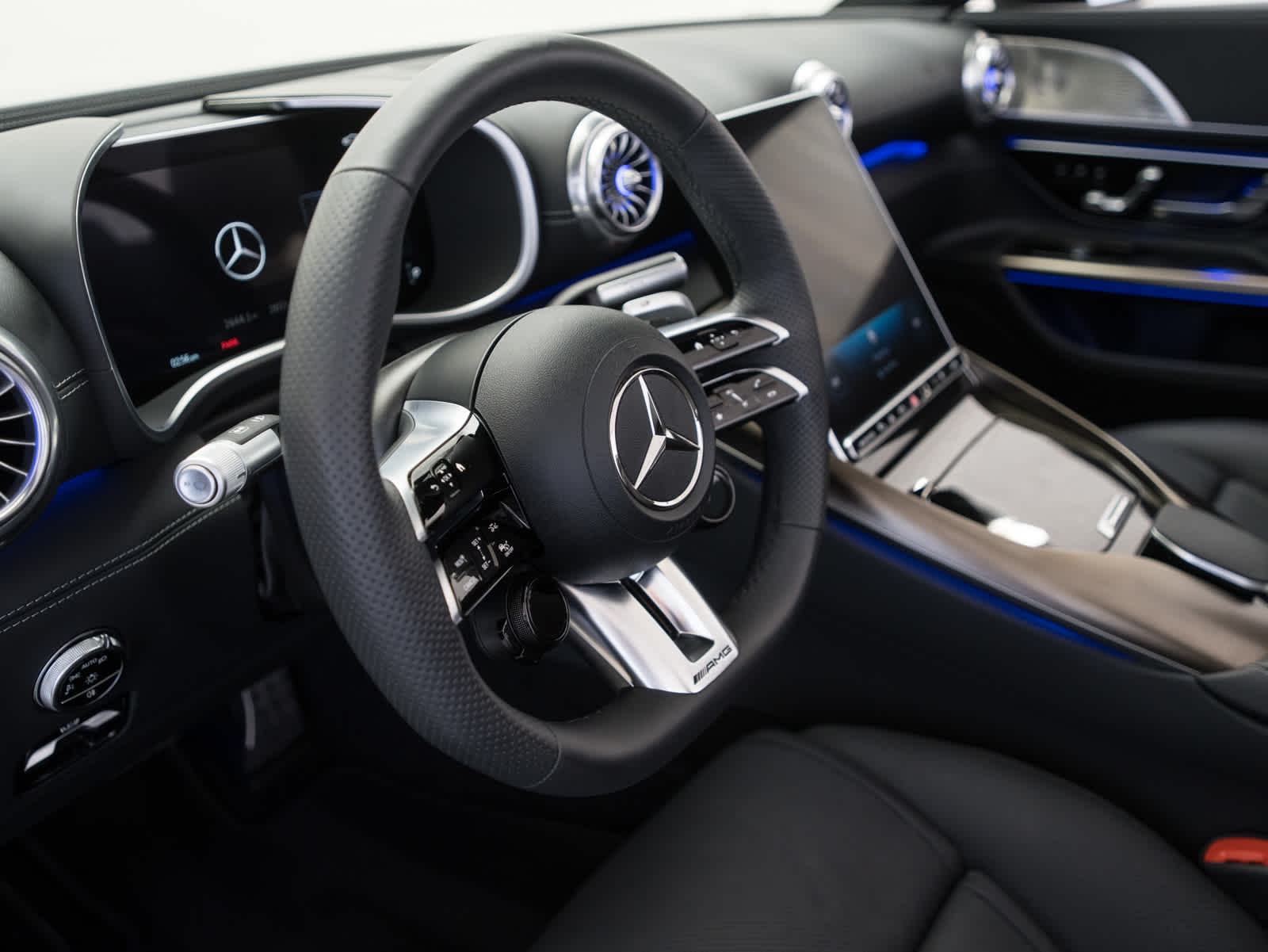 Thumbnail: 2023 Mercedes-Benz SL-Class - 17