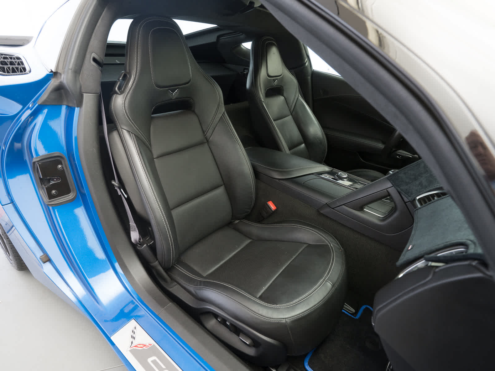 Thumbnail: 2015 Chevrolet Corvette - 14