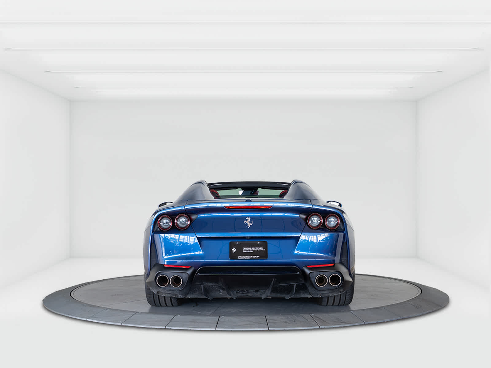 2021 Ferrari 812 GTS photo 4