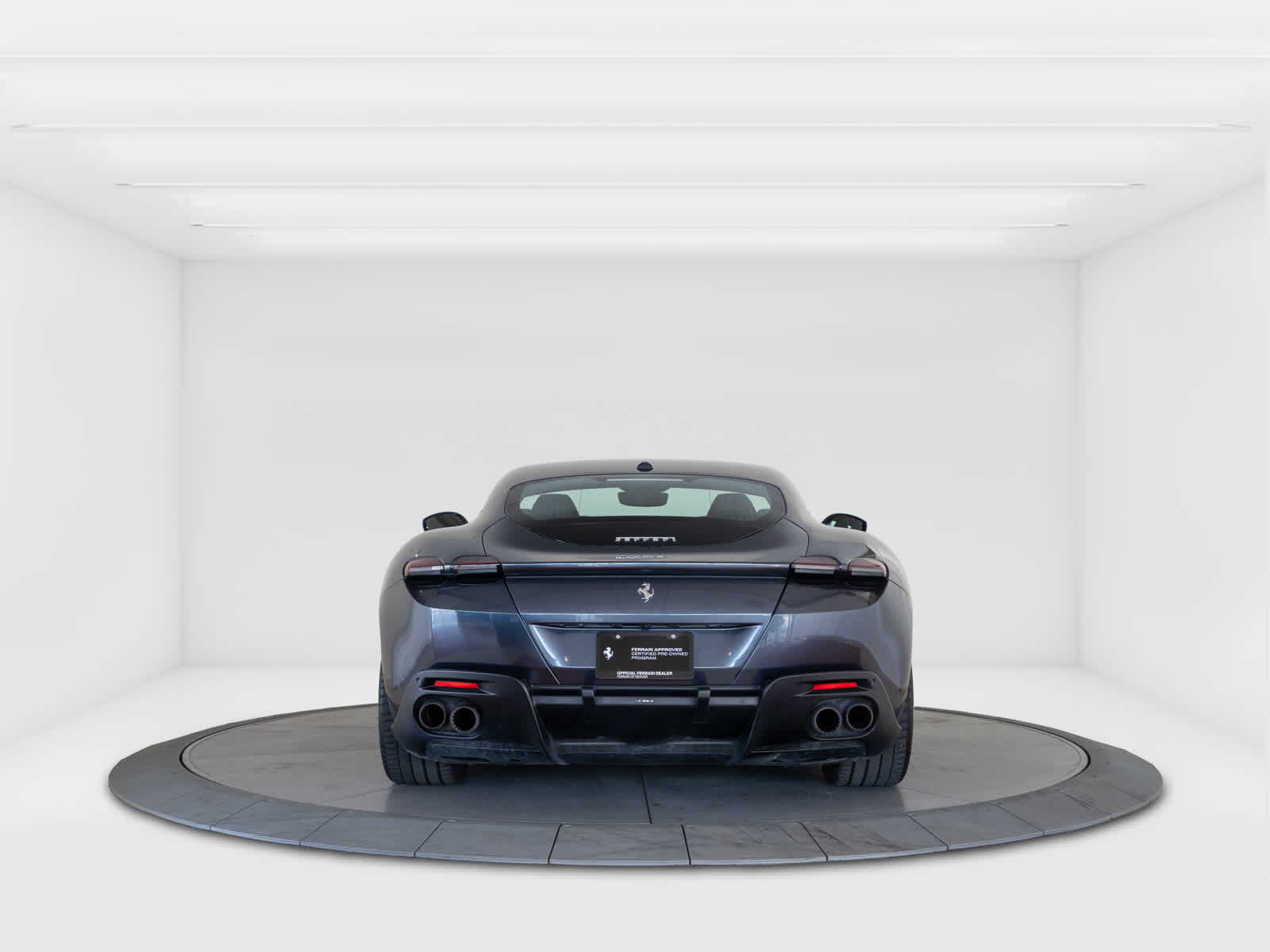 2021 Ferrari Roma photo 4