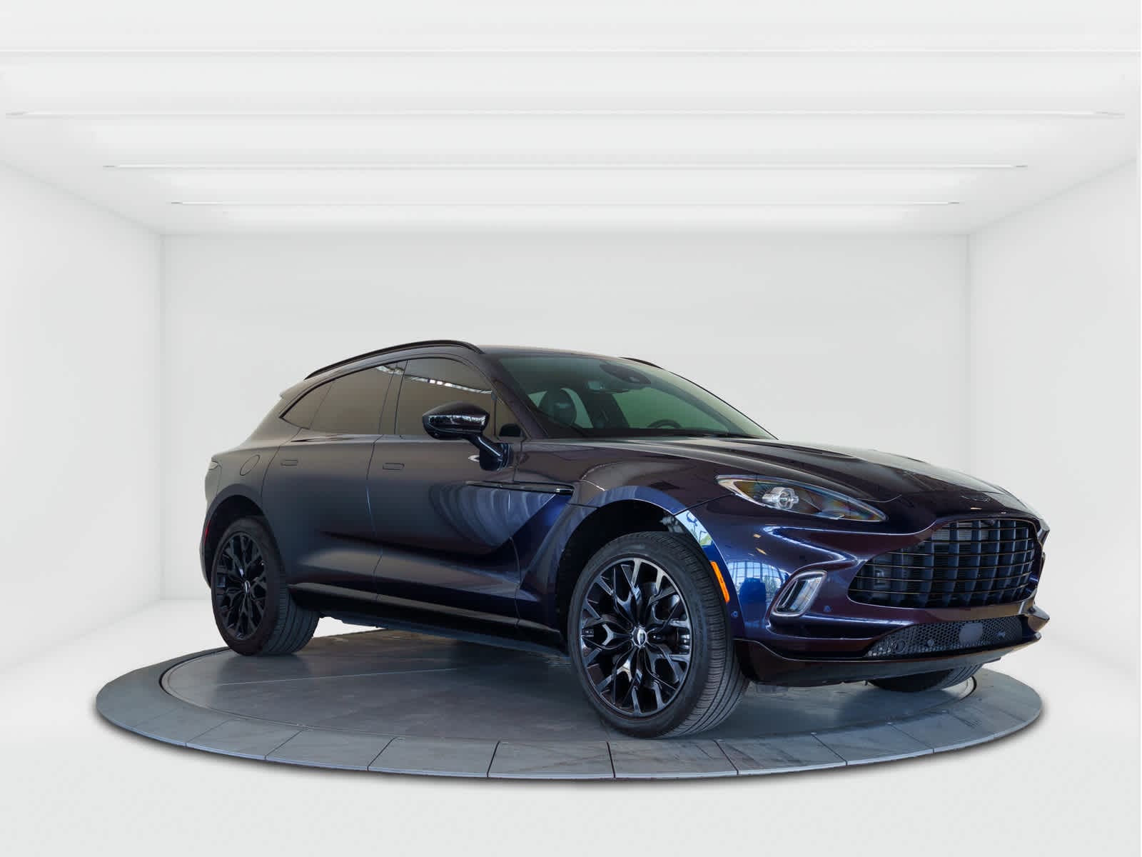 Thumbnail: 2021 Aston Martin DBX - 7