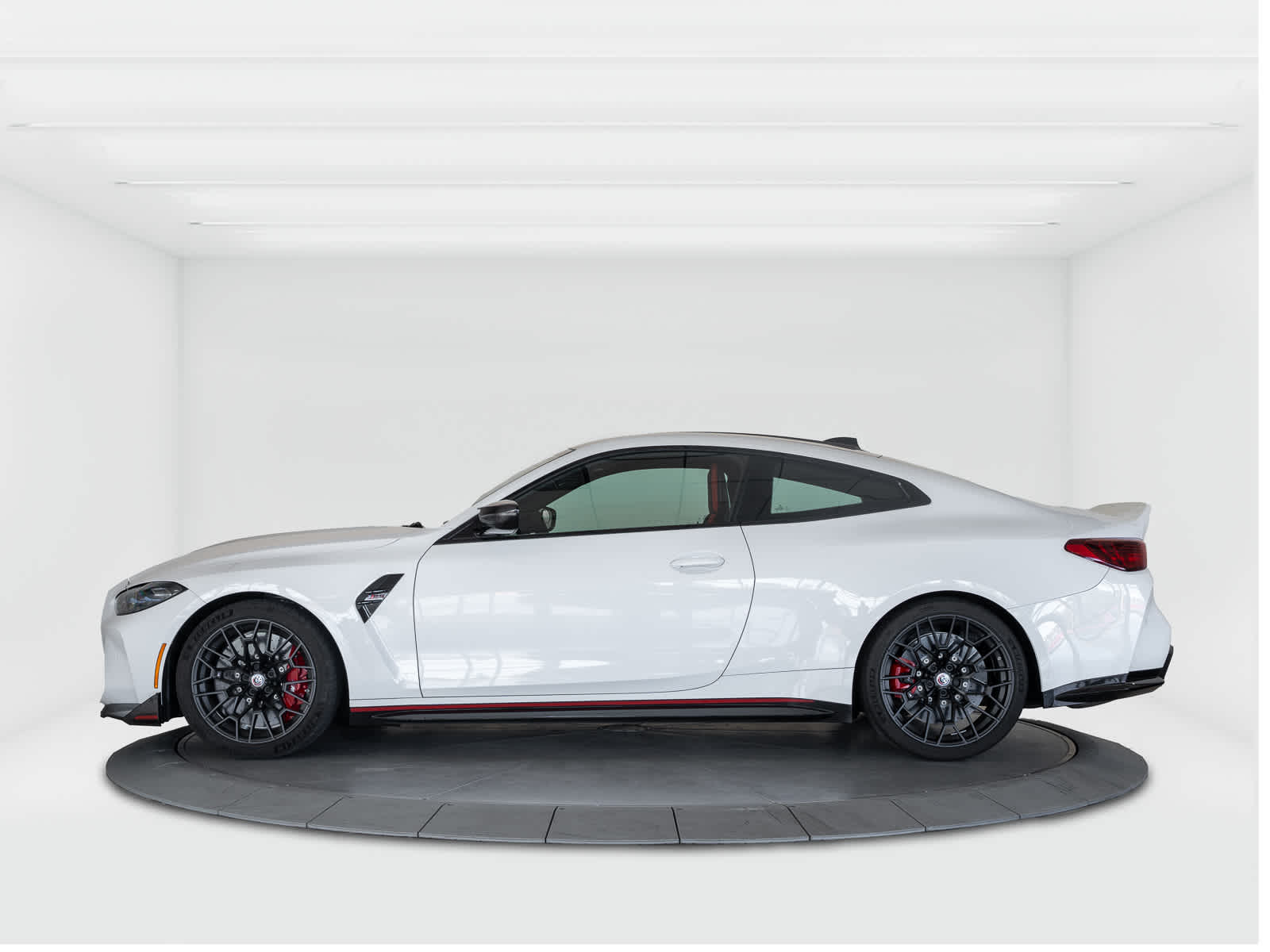 Thumbnail: 2023 BMW M4 - 2