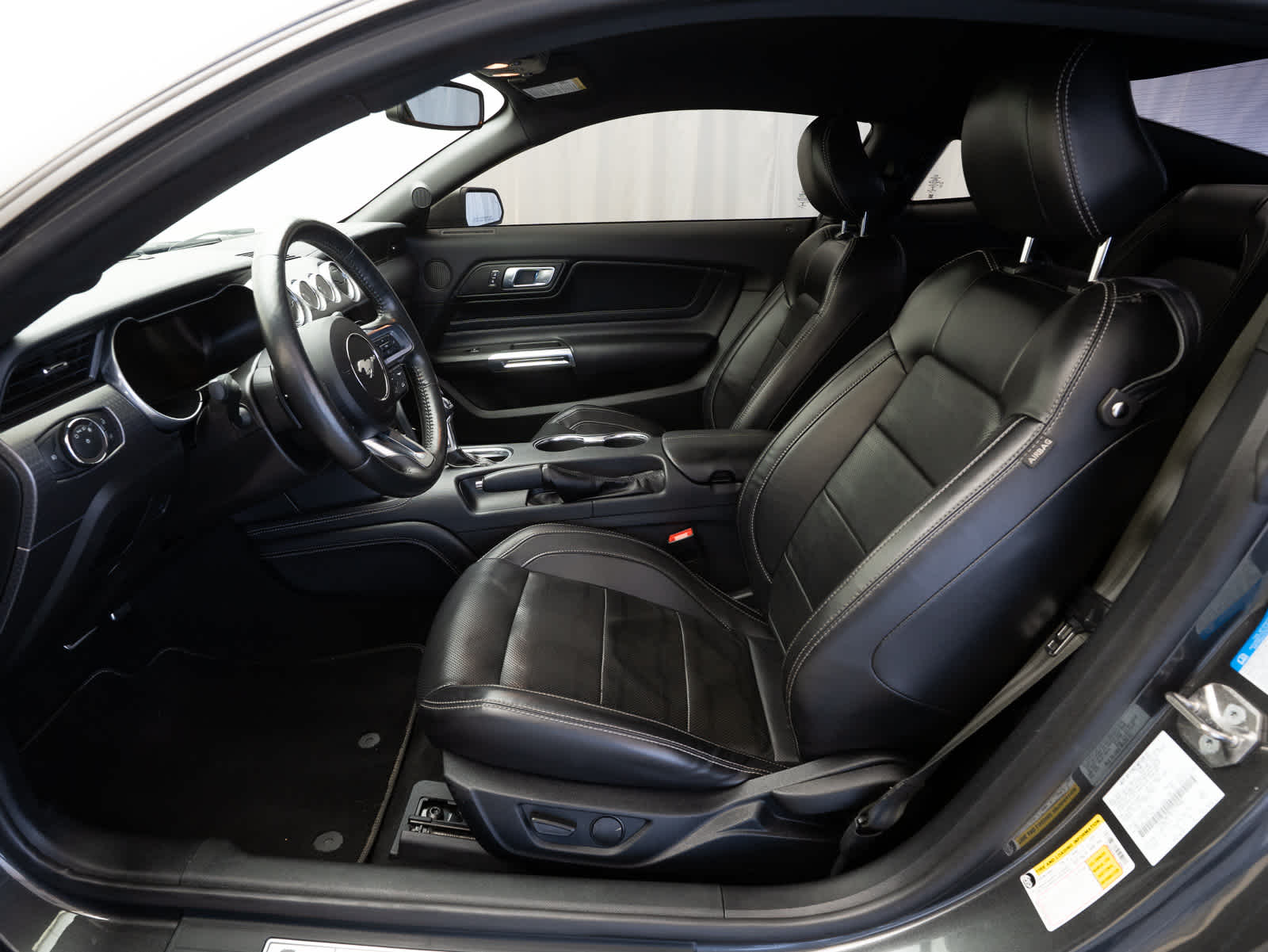 Thumbnail: 2020 Ford Mustang - 9