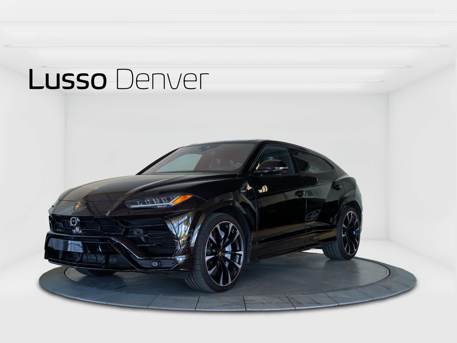 2022 Lamborghini Urus  -
                  Highlands Ranch, CO