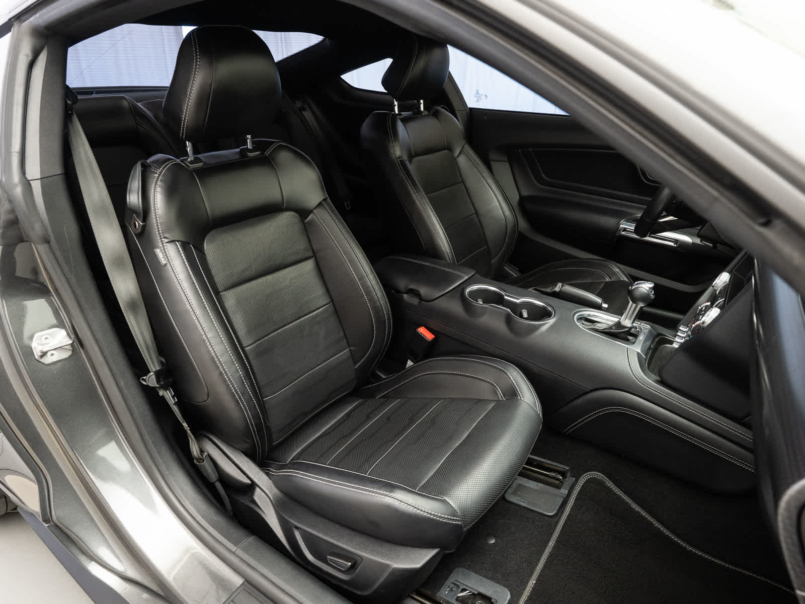 Thumbnail: 2020 Ford Mustang - 14