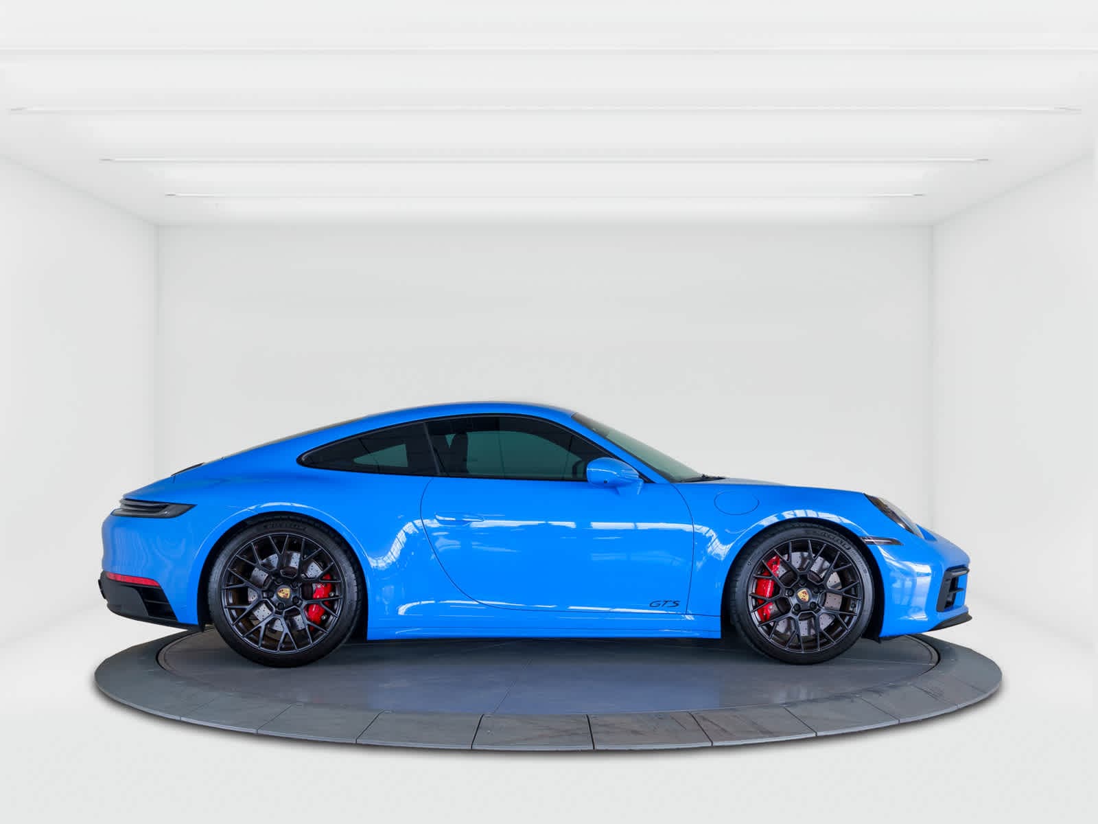 Thumbnail: 2023 Porsche 911 - 6