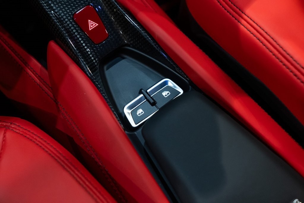 2022 FERRARI F8 - Image 36