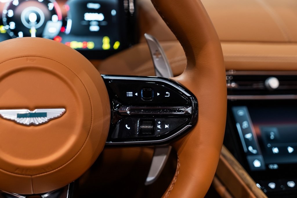 2024 ASTON MARTIN DB12 - Image 27