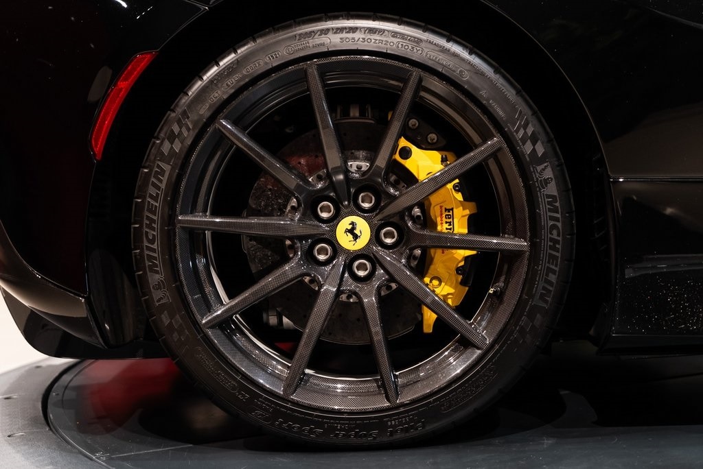 2022 FERRARI F8 - Image 15