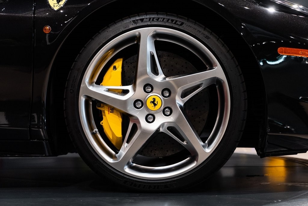 2011 FERRARI 458 ITALIA - Image 16