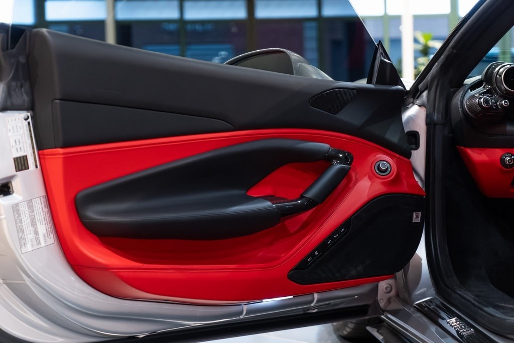 2022 FERRARI F8 - Image 24