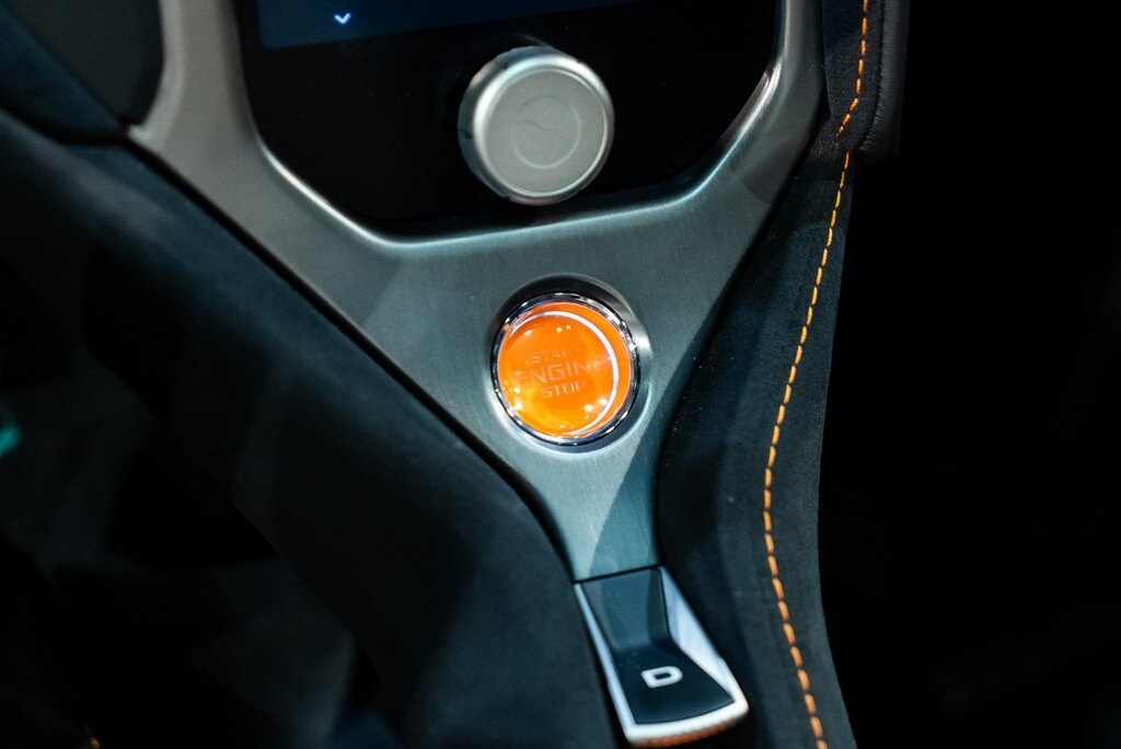 2026 MCLAREN 750S - Image 26