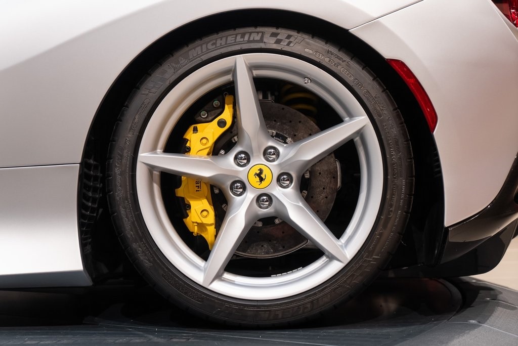 2022 FERRARI F8 - Image 14