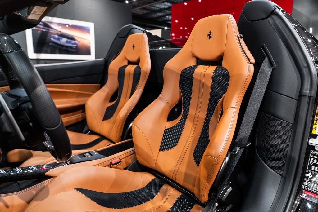 2022 FERRARI F8 - Image 4