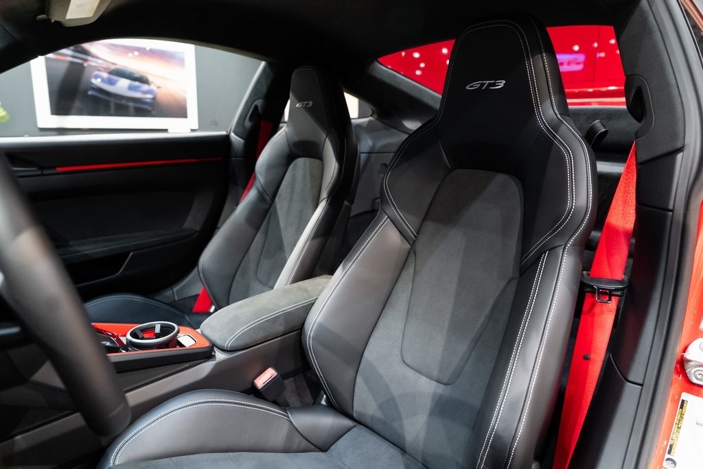 2023 PORSCHE 911 - Image 19