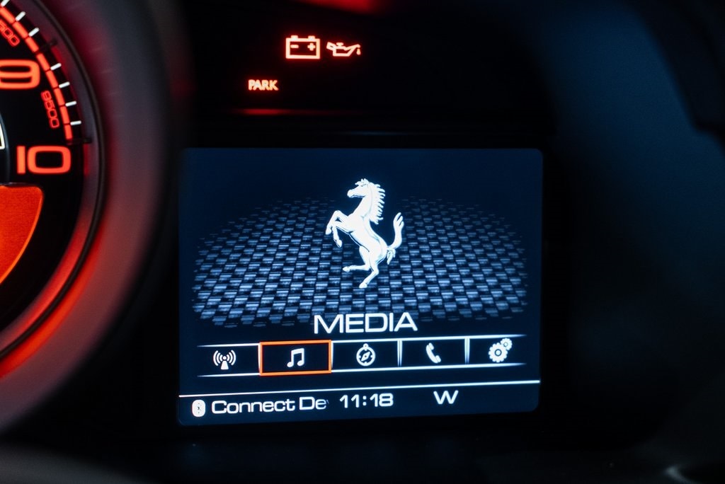 2018 FERRARI 488 - Image 28